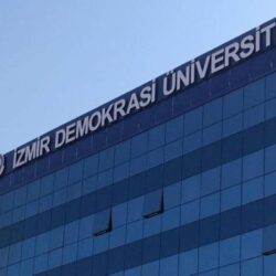İzmir Demokrasi Üniversitesi’nde skandal: Başarısız teze diploma